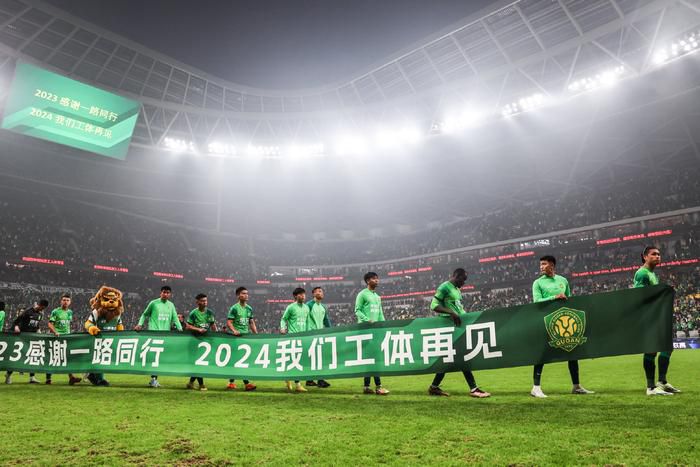 那自己不如就对外宣称她跟自己睡了，这样还能挑拨她和她老公的关系。